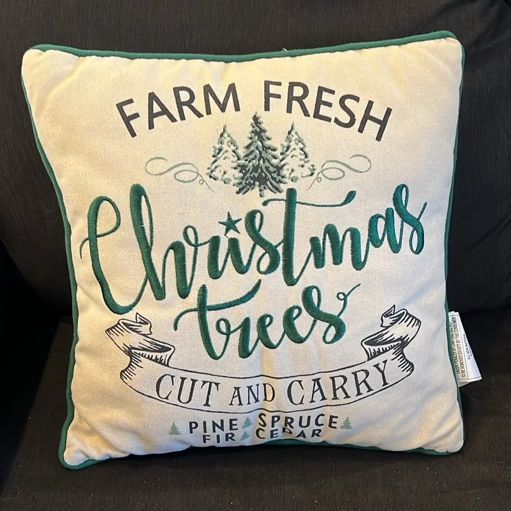 CHRISTMAS LINEN SQUARE PILLOW WITH GREEN EMBROIDERY AND DETAILS